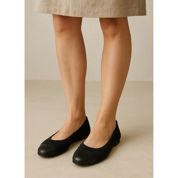Stuart Weitzman Black Leather & Elastic Ballet Flats Size 8.5 - Picture 1 of 15